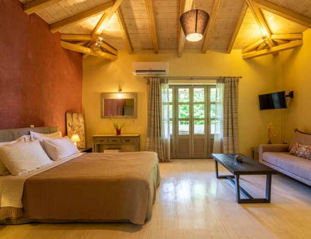 Luxury Studio Apartments in Stoupa