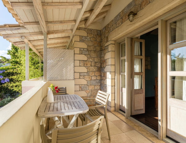 Tria Apartments Stoupa